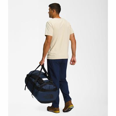The North Face Base Camp M Duffel Summit Navy - TNF Black M (71L) The North Face Base Camp M Duffel Summit Navy - TNF Black M (71L)