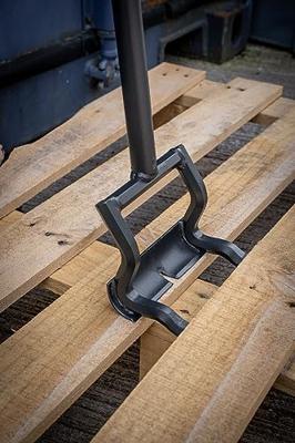 Roughneck Gereedschap Kopen Bij ToolMax.nl Roughneck pallet buster | palletsloper | 1100mm (43") - 64-644 Roughneck Gereedschap Kopen Bij ToolMax.nl Roughneck pallet buster | palletsloper | 1100mm (43") - 64-644