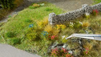 NOCH 6800 Bodembedekkingsset Bloemenweide Rood, Blauw, Geel, Pink, Wit NOCH 6800 Bodembedekkingsset Bloemenweide Rood, Blauw, Geel, Pink, Wit