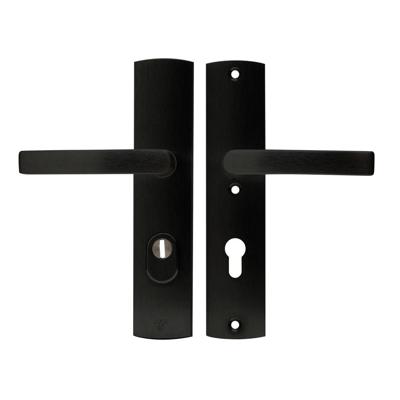 AXA AXA Curve Plus veiligheidsbeslag achterdeur gebogen schild Blok-kruk PC72 met kerntrekbeveiliging SKG3 - aluminium/zwart AXA AXA Curve Plus veiligheidsbeslag achterdeur gebogen schild Blok-kruk PC72 met kerntrekbeveiliging SKG3 - aluminium/zwart