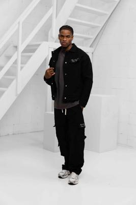 Black Bananas Twill Ripped Cargo Set Heren Zwart - Maat S - Kleur: Zwart | Soccerfanshop Black Bananas Twill Ripped Cargo Set Heren Zwart - Maat S - Kleur: Zwart | Soccerfanshop