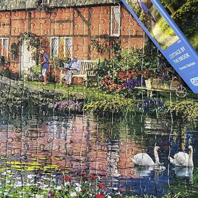 Cottage by the Brook Puzzel 636 Stukjes Cottage by the Brook Puzzel 636 Stukjes