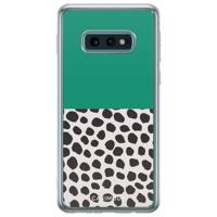 Samsung Galaxy S10e siliconen hoesje - Wild dots - thumbnail