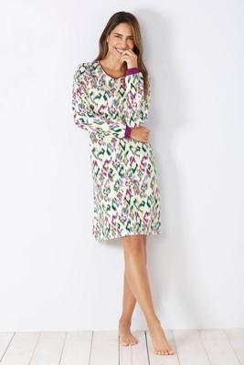 Creme wit nachthemd met grafisch patroon Hajo