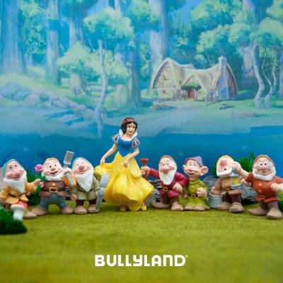 Bullyland Walt disney dwerg sneezy van sneeuwwitje en de 7 dwergen
