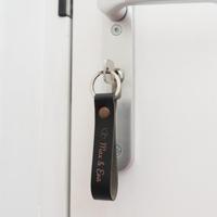 Luxe leren sleutelhanger graveren - Zwart - thumbnail