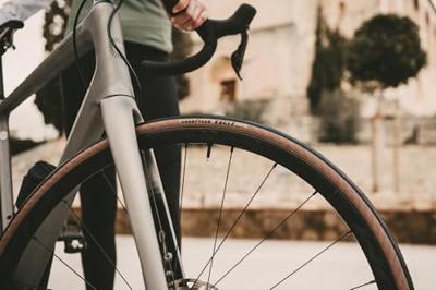 Goodyear eagle tlr 700x25c Goodyear eagle tlr 700x25c