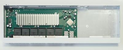 MikroTik CRS326-24G-2S+RM, 24x Gigabit Switch met 2x SFP+ kooien in 1U Rackmount Case