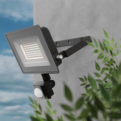 Stratos - LED Breedstraler met bewegingssensor - 30 Watt 2505 Lumen - 4000K Neutraal wit licht - IP65 Waterdicht - 15cm Kabel