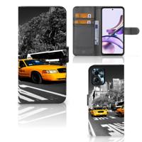 Motorola Moto G13 | G23 | Flip Cover | New York Taxi | Portemonnee hoesje - thumbnail