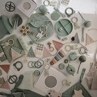 Siliconen fopspeenhouder MUSHIE groen - thumbnail