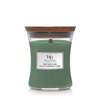 Woodwick Mint Leaves & Oak Medium Candle - thumbnail