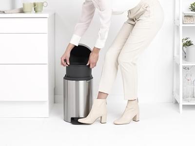 Brabantia Pedaalemmer NewIcon 12 liter Zilver - thumbnail