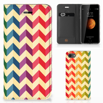iPhone 7 | 8 | SE (2020) | SE (2022) | Hoesje met Magneet | Zigzag Multi Color iPhone 7 | 8 | SE (2020) | SE (2022) | Hoesje met Magneet | Zigzag Multi Color