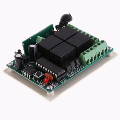 DC12V leren Code RF draadloze 4 kanaals ontvanger 4 knoppen zender 200 meter