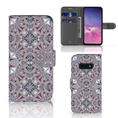 Samsung Galaxy S10e | Bookcase | Flower Tiles