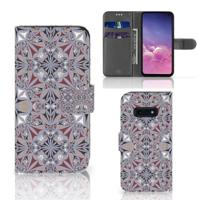 Samsung Galaxy S10e | Bookcase | Flower Tiles - thumbnail