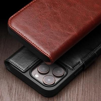 Qialino - iPhone 15 - Leren bookcase hoes - Bruin Qialino - iPhone 15 - Leren bookcase hoes - Bruin