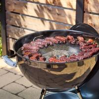 Weber Original Kettle Houtskoolbarbecue - Ø57 cm - Geïntegreerde thermometer - Geëmailleerd staal - Ventilatieopening - 9 couverts - Zwart - thumbnail