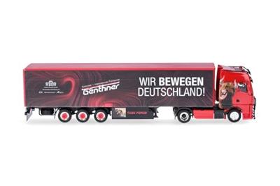 Herpa 318075 H0 Vrachtwagen MAN TGX GX Gardinenplanensatteltrein „Genthner/wij bewegen Duitsland” (Baden-Württemberg/Oberderdingen) Herpa 318075 H0 Vrachtwagen MAN TGX GX Gardinenplanensatteltrein „Genthner/wij bewegen Duitsland” (Baden-Württemberg/Oberderdingen)