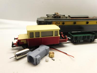 micromotor HJ001C Jouef NS 1300, Renfe CC 7600, SNCF 141 P Mikado, 141 R, 241 P, 2D2 5500, 2D2 9100, 4-6-2 K, BB 66000, BB 67000, BB 9200, CC 1800, CC 21000, CC 40100, CC 6500, CC 70000, CC 7100, CC 72000, DU 65, Pacific 3.1200 NORD, Z 5100 Budd