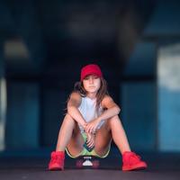 Dankzij de draagbare Bluetooth®-luidsprekers NGS ROLLERFURIA1BLUE - thumbnail