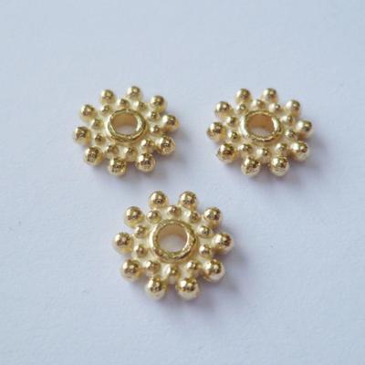 Nellie's Choice • floral spacers 20stuks gold nr. 8