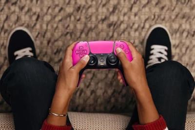 Sony DualSense Wireless Controller (Nova Pink)