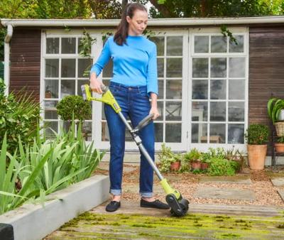 Accu Terrasborstel (inc. 1x 4.0Ah accu & lader) ONE 18V Ryobi - Ryobi