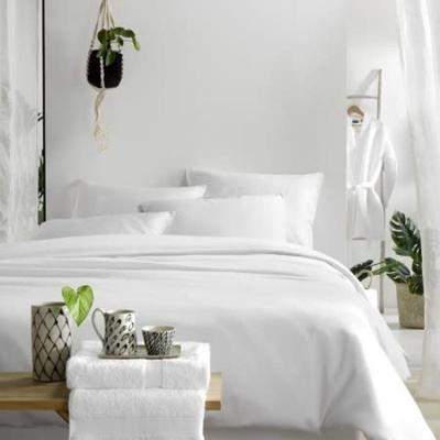 De Witte Lietaer De Witte Lietear dekbedovertrek Olivia Wit 200x200/220