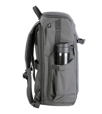 Vanguard VEO Adaptor R48 grijs rugzak met USB-A