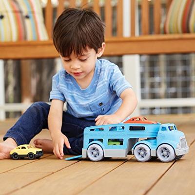 Green Toys speelgoed auto transporter - thumbnail