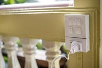 Reisadapter Wereld-naar-Europa Geaard - thumbnail