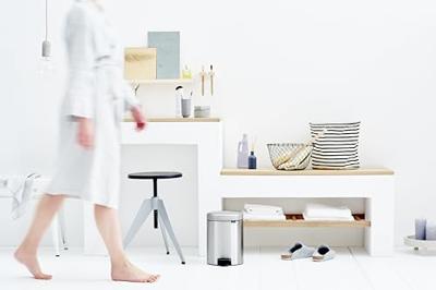 Brabantia pedaalemmer Newlcon 5 liter matt steel fingerprint proof - thumbnail