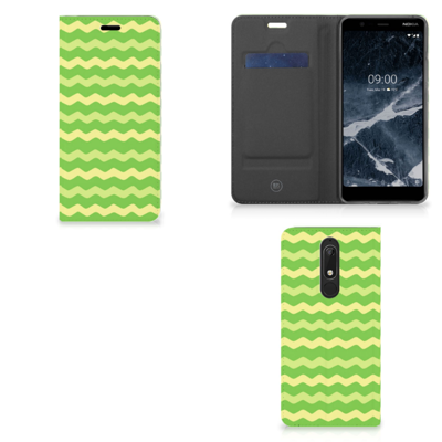 Nokia 5.1 (2018) | Hoesje met Magneet | Waves Green