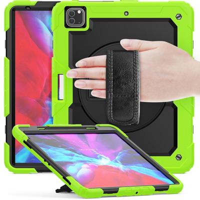 Casecentive Handstrap Pro Hardcase met handvat iPad Pro 12.9" 2022 / 2021 / 2020 / 2018 groen