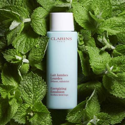 Clarins Energizing Emulsion 125ml Hand- en voetverzorging Clarins Energizing Emulsion 125ml Hand- en voetverzorging