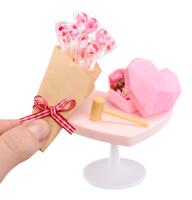 MGA's Miniverse Make It Mini With Love bal - thumbnail