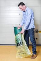 Pack-bag blauw 95 x 65 mm afval/puin-hulpmiddel - thumbnail