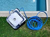 PRESTO LED zwembadreinigingsrobot van BESTWAY - thumbnail