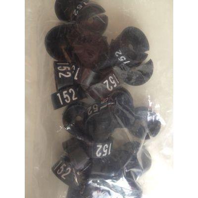 MB zwart/wit 152 voor op kledinghanger