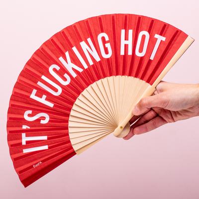 Houten waaier It's Fucking Hot - Rood Houten waaier It's Fucking Hot - Rood