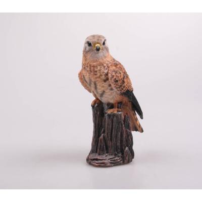 Tuinbeeld valk 22cm