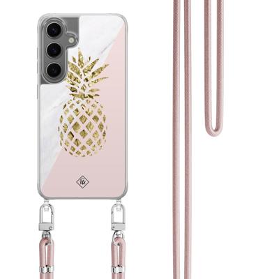 Samsung Galaxy S24 hoesje met rosegoud koord - Ananas Samsung Galaxy S24 hoesje met rosegoud koord - Ananas