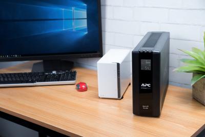 APC BR650MI UPS 650 VA Aantal uitgangen 6 x