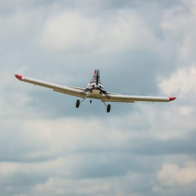 E-flite Brave Night Flyer BNF Basic Radiografisch bestuurd (RC) passagiersvliegtuig Elektromotor