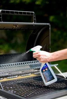 BBQ cleaning spray