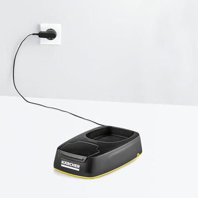 Kärcher Home & Garden Ladestation und Wechselakku für den WV 5 Raamzuiger accessoire Aantal meegeleverde accus: 1 Kärcher Home & Garden Ladestation und Wechselakku für den WV 5 Raamzuiger accessoire Aantal meegeleverde accus: 1