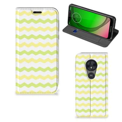 Motorola Moto G7 Play | Hoesje met Magneet | Waves Yellow