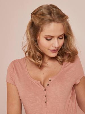 Tunesisch zwangerschaps- en borstvoedingsshirt donkere blush Tunesisch zwangerschaps- en borstvoedingsshirt donkere blush